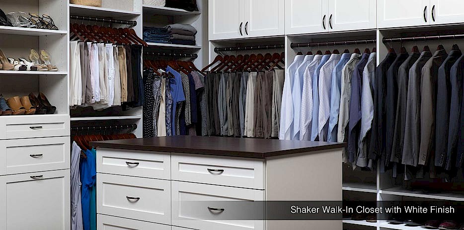 The Shaker style walk-in is sleek and modern in design. Perfectly classy in a white finish. The Shaker style walk-in is sleek and modern in design. Perfectly classy in a white finish.